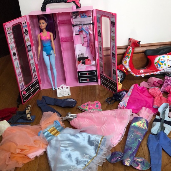 barbie doll storage case